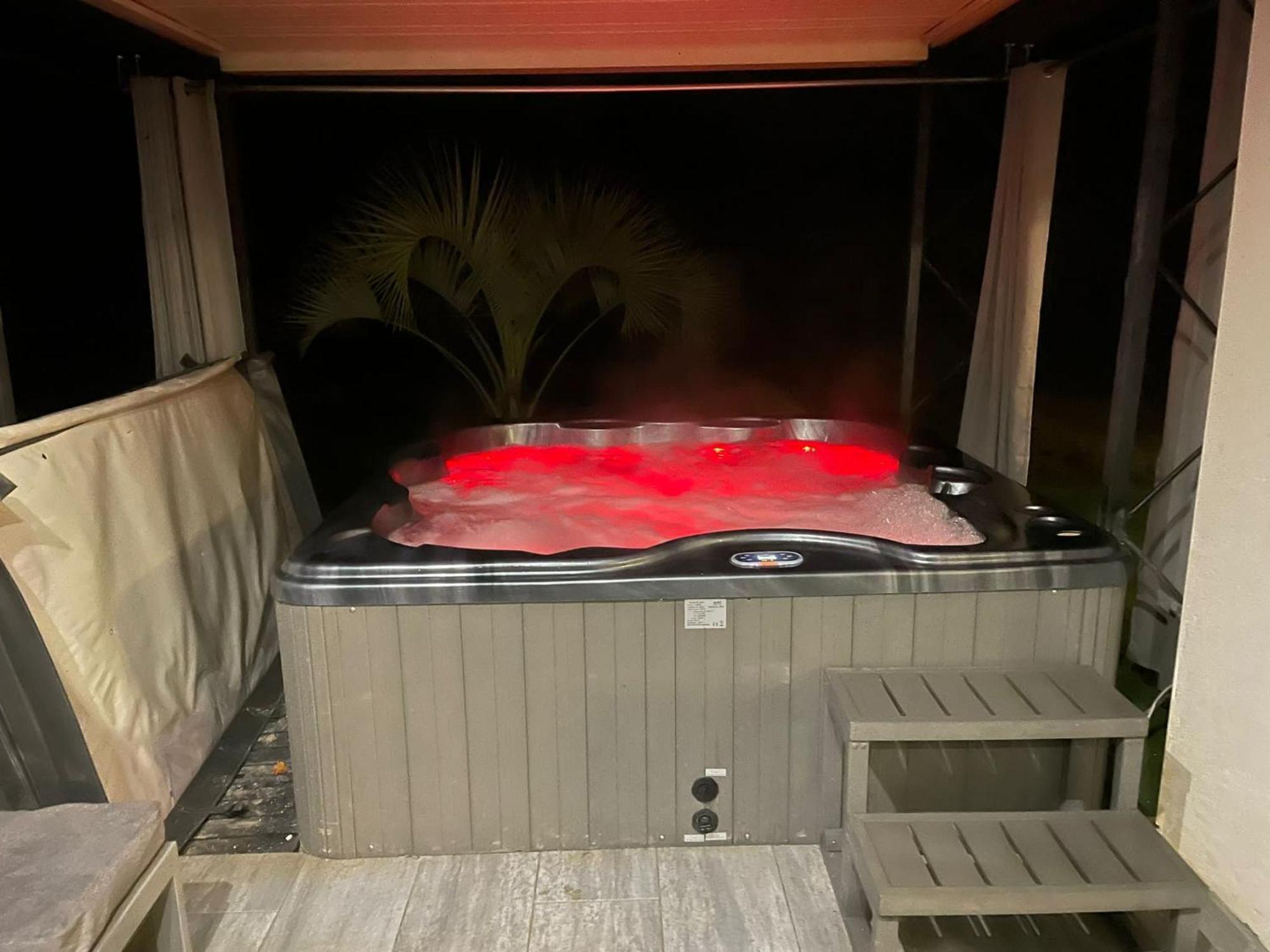 Maison Moderne Au Calme Avec Billard, Jacuzzi, Bain A Remous, Piscine, Babyfoot Labastide-du-Temple Εξωτερικό φωτογραφία